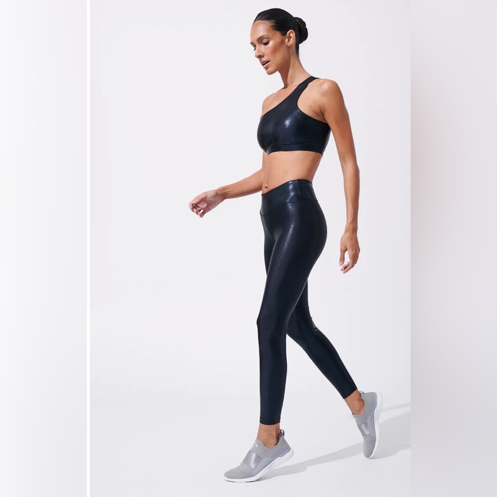 Heroine Sport MARVEL LEGGING [Onyx] size Small NWT